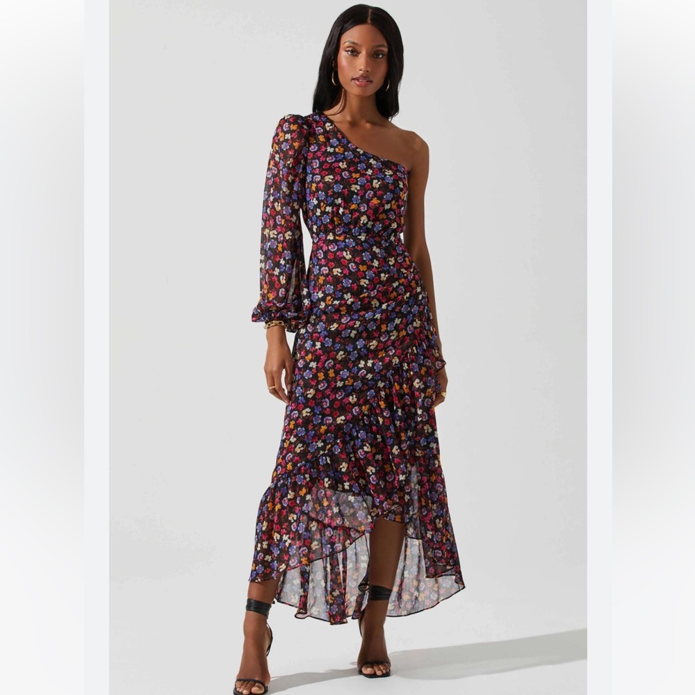ASTR The Label one shoulder Calista midi dress from Nordstrom size L